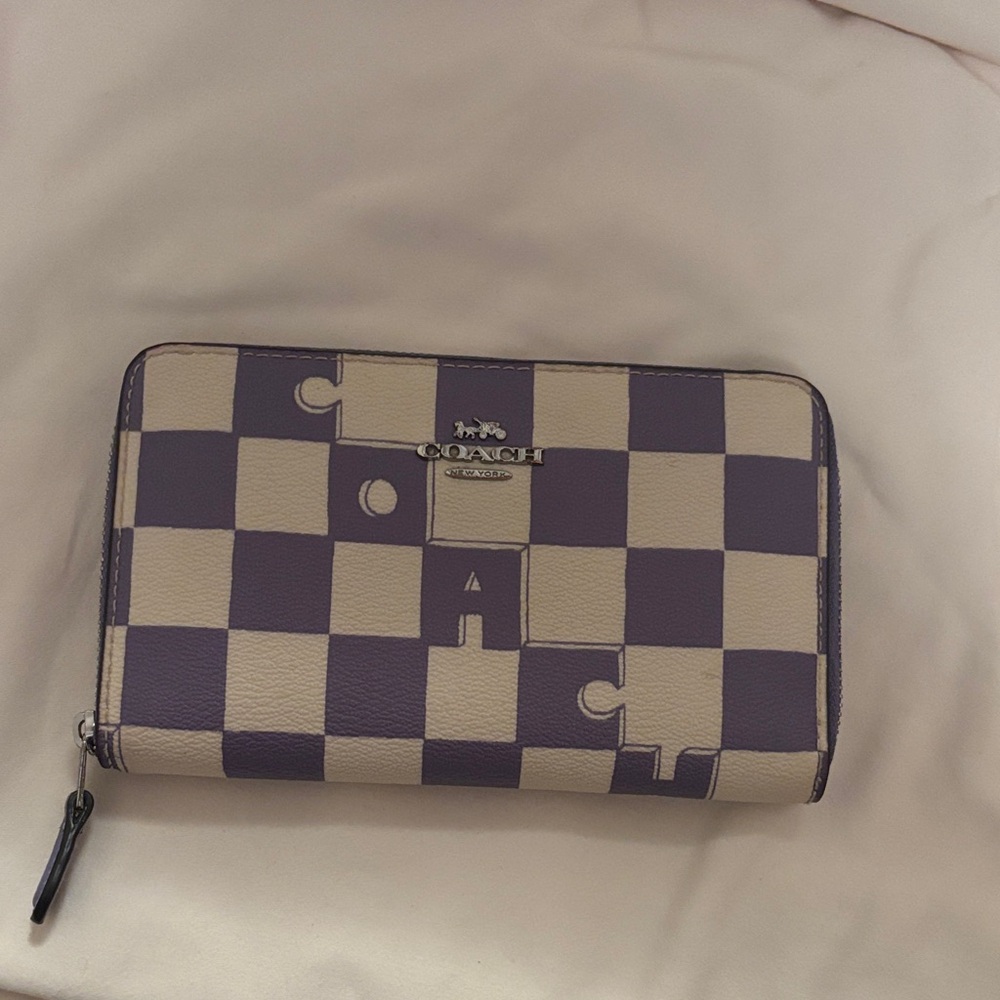 Coach Women's Wallet in Purple and Cream Checkered Design